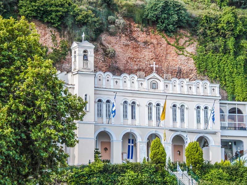 Book your Villa in Aigio, Klitsakis Villas